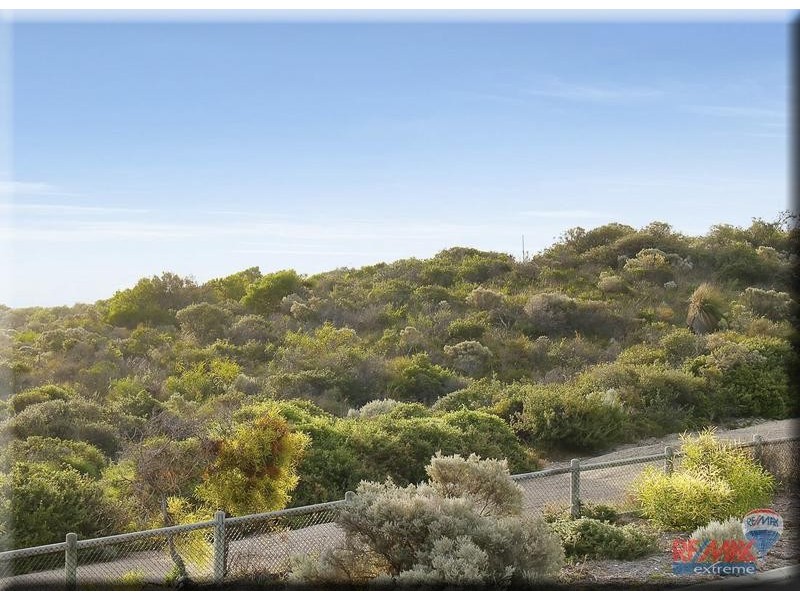 28 St Anthony Avenue, Quinns Rocks WA 6030