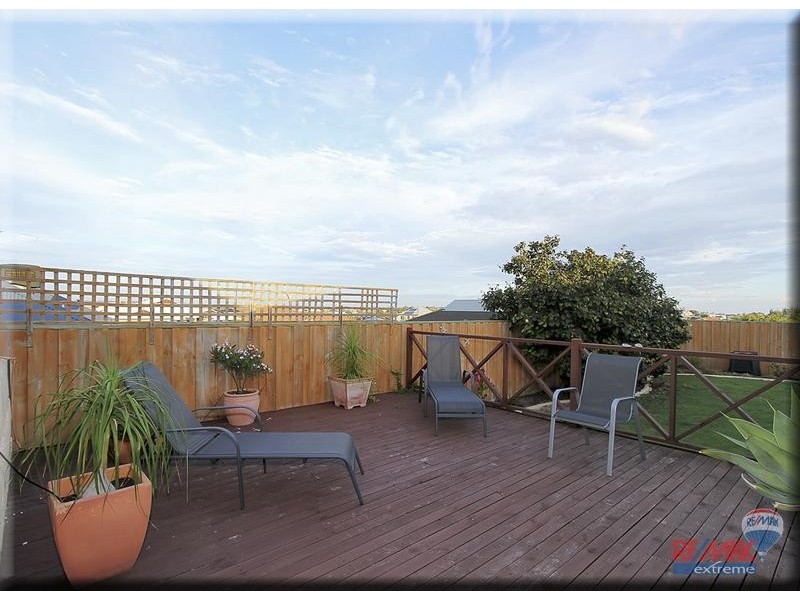 28 St Anthony Avenue, Quinns Rocks WA 6030