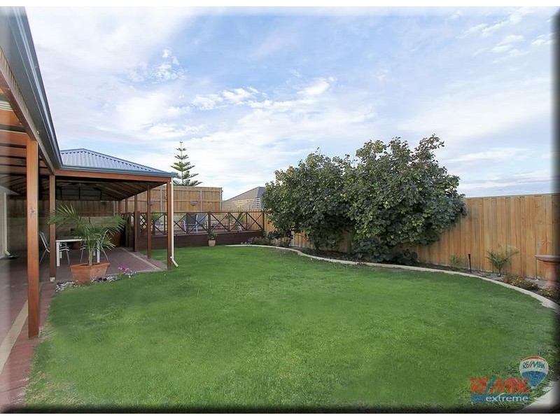 28 St Anthony Avenue, Quinns Rocks WA 6030