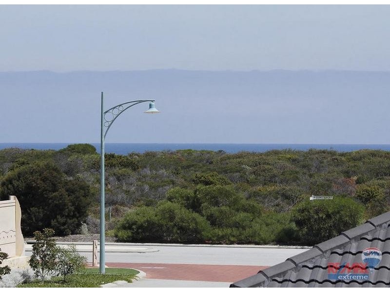 7 Antalya Vista, Iluka WA 6028