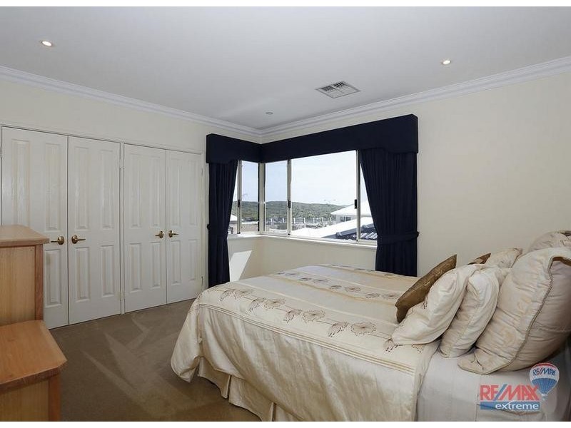 7 Antalya Vista, Iluka WA 6028