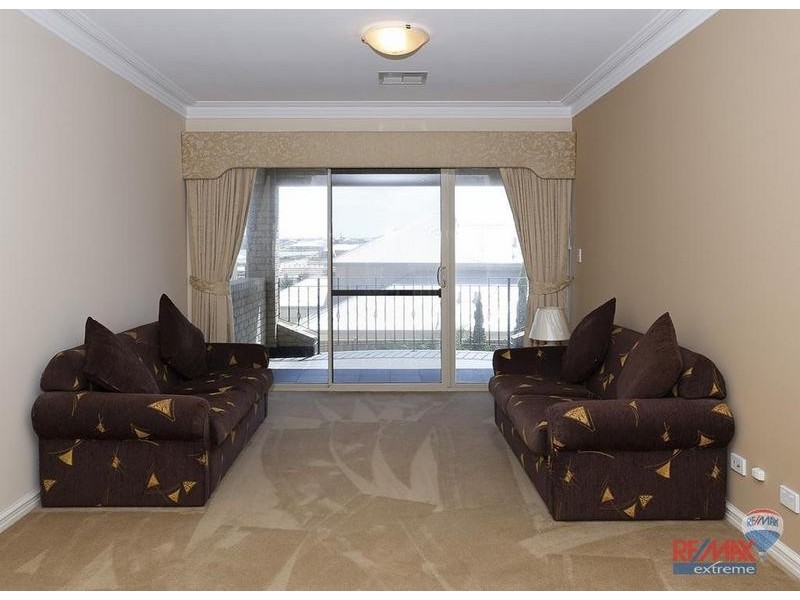 7 Antalya Vista, Iluka WA 6028