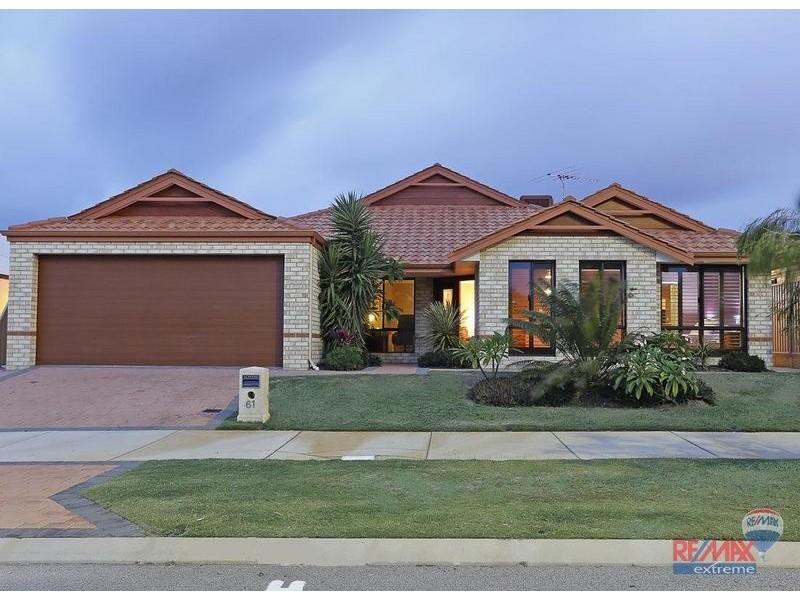 61 Shepperton Drive, Butler WA 6036
