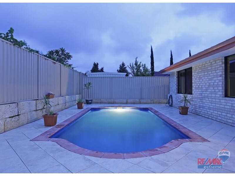 61 Shepperton Drive, Butler WA 6036