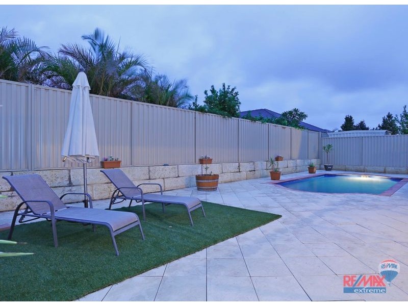 61 Shepperton Drive, Butler WA 6036