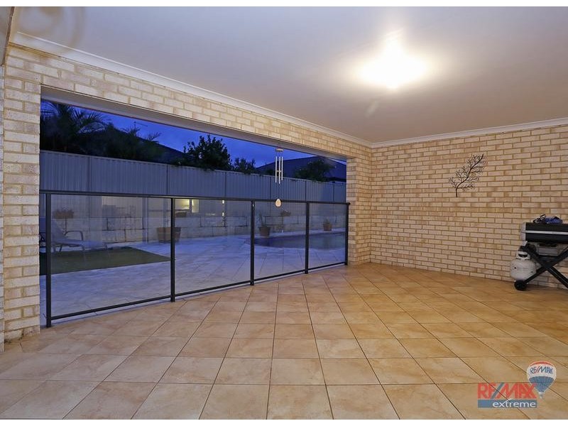 61 Shepperton Drive, Butler WA 6036