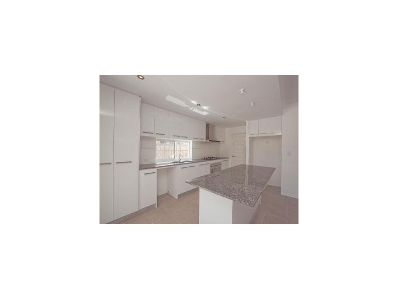 8 Longview Way, The Vines WA 6069