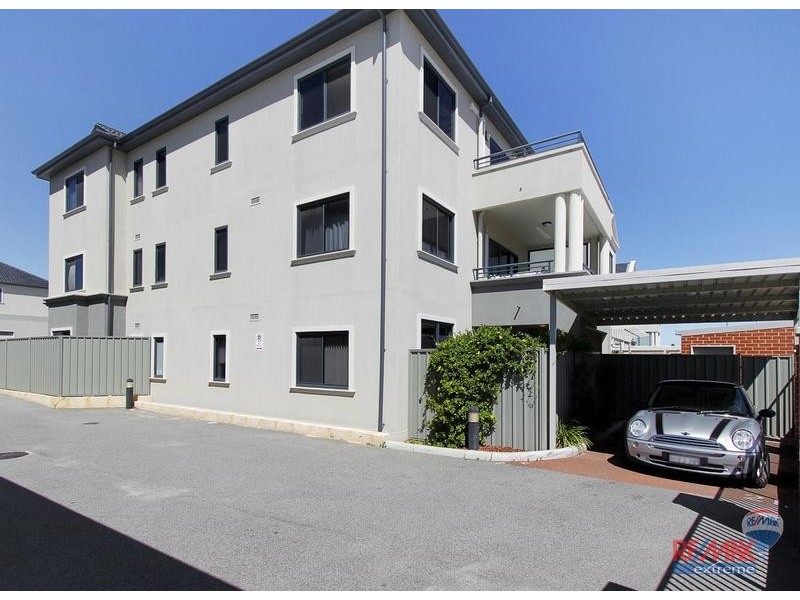 21/1 Sunlander Drive, Currambine WA 6028