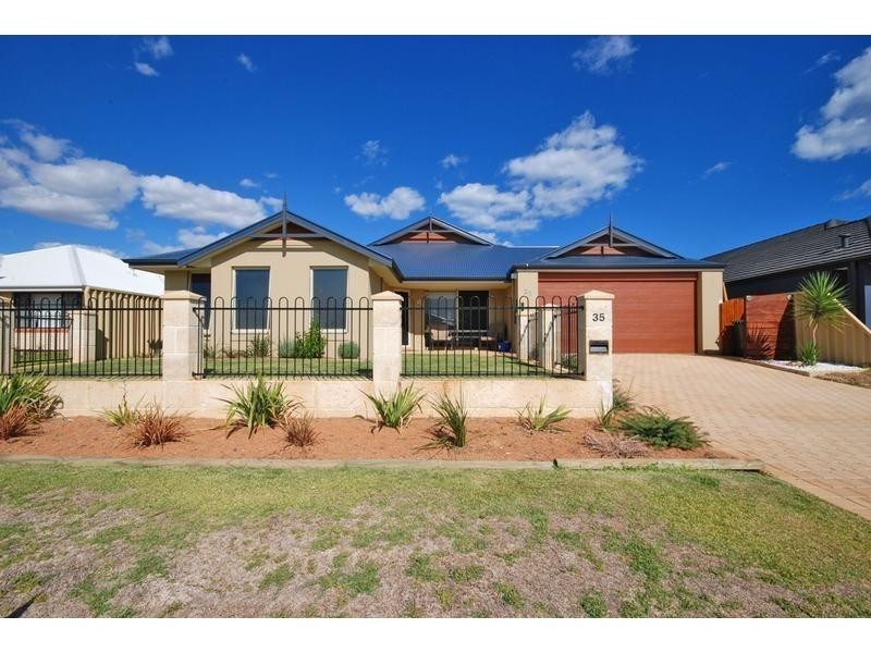35 Claremorris Parkway, Butler WA 6036