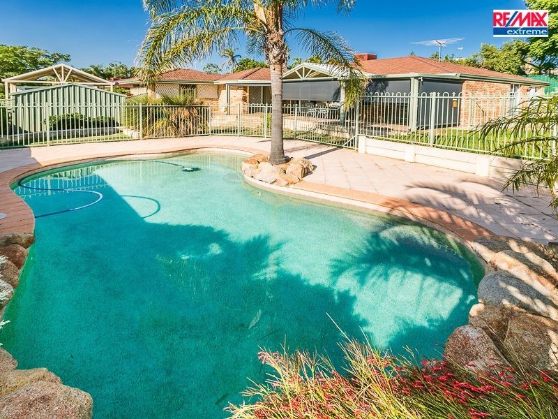 4 Carmen Ct, Joondalup WA 6027