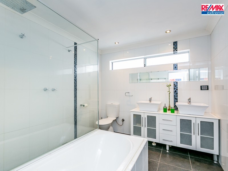 14 Trafford Court, Craigie WA 6025