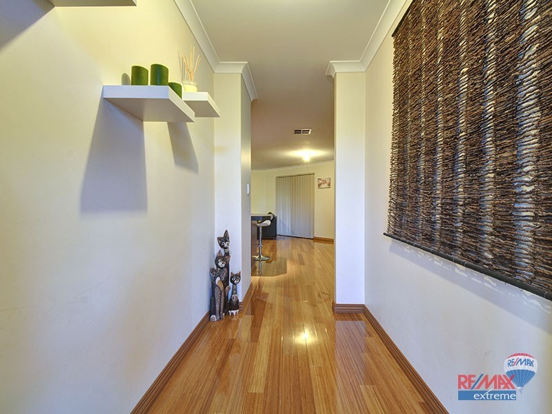 98 East Road, Pearsall WA 6065