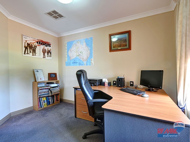 47 Busch Parkway, Pearsall WA 6065