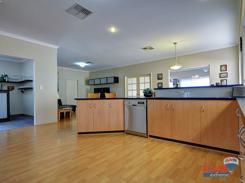 47 Busch Parkway, Pearsall WA 6065