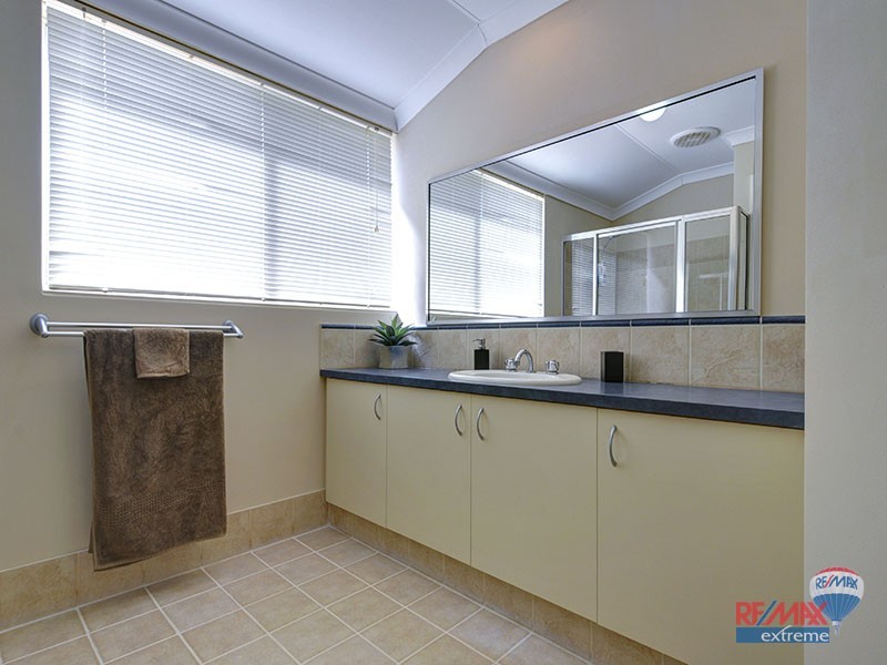 47 Busch Parkway, Pearsall WA 6065