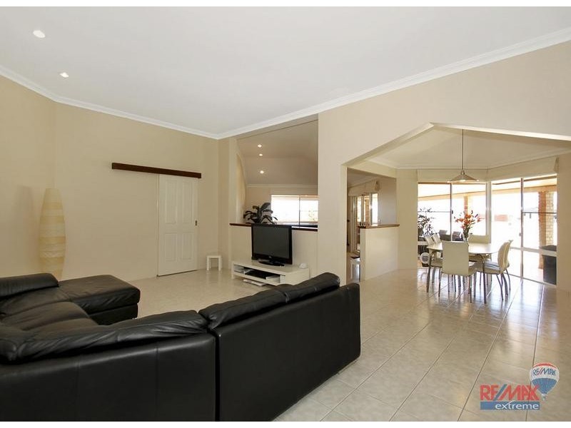 5 Fireball Way, Ocean Reef WA 6027