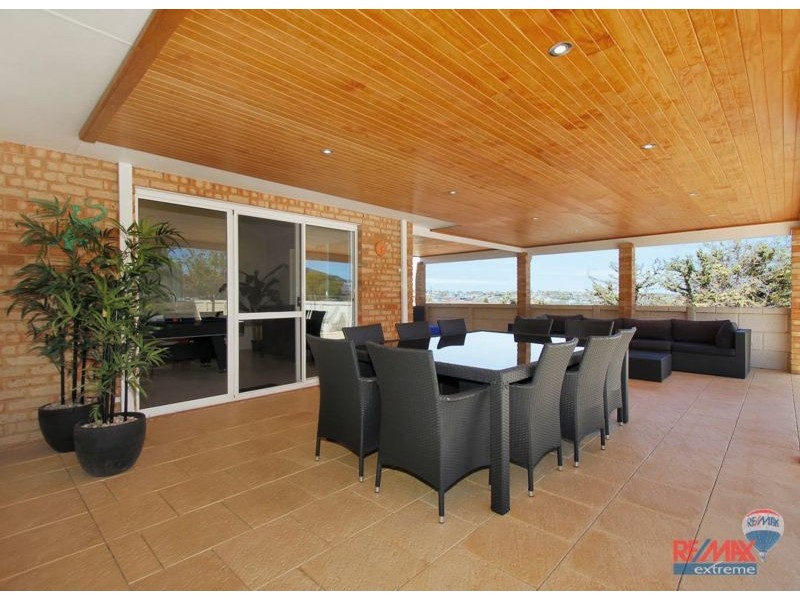 5 Fireball Way, Ocean Reef WA 6027