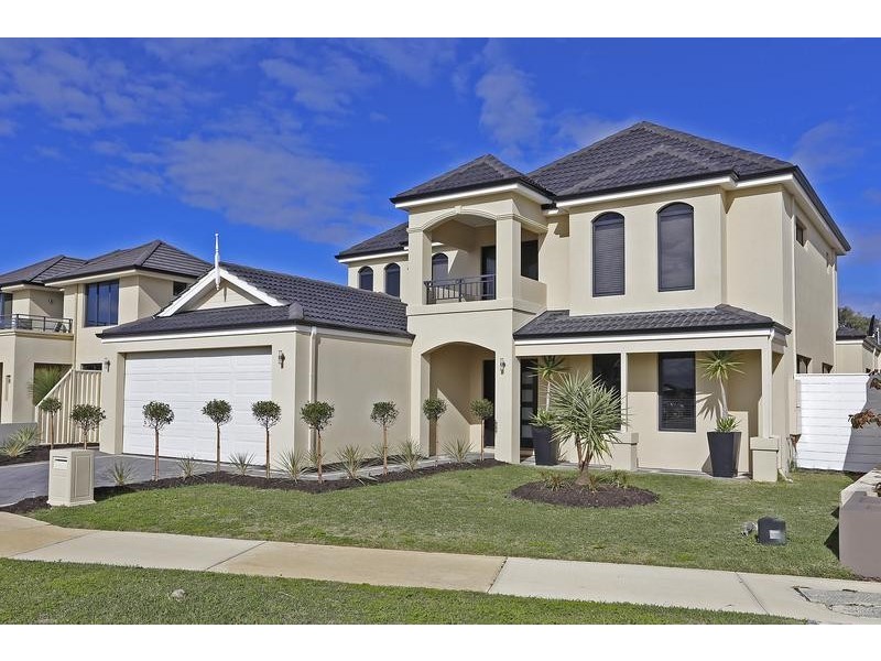7 Beachside Dr, Burns Beach WA 6028