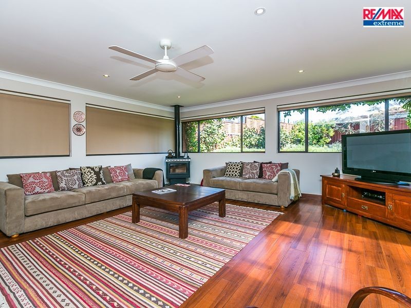 2 Davis Place*, Heathridge WA 6027