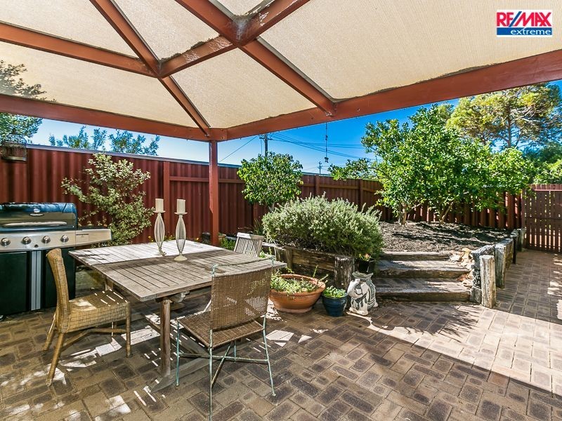 2 Davis Place*, Heathridge WA 6027