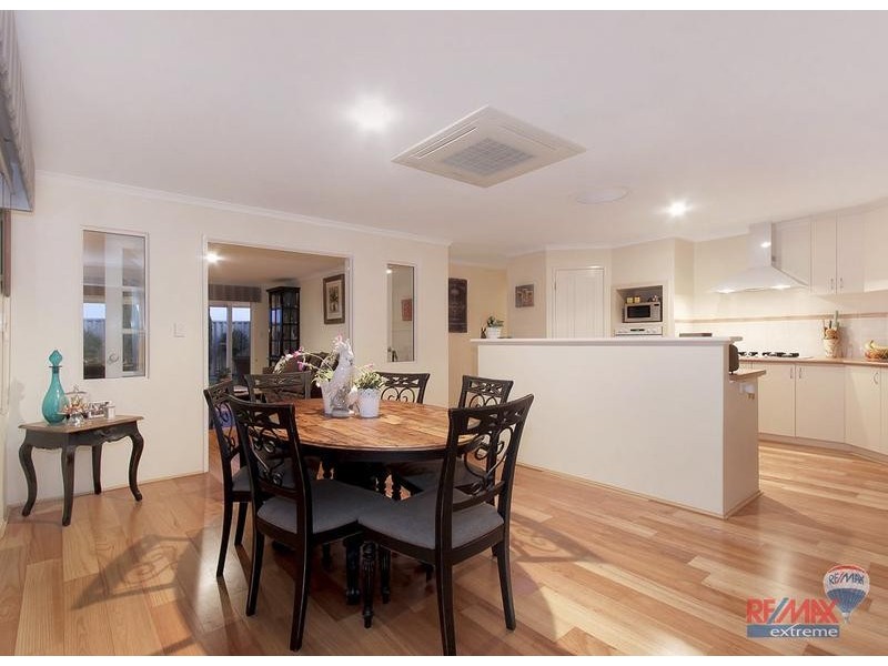 10 Kilgetty Gate, Butler WA 6036