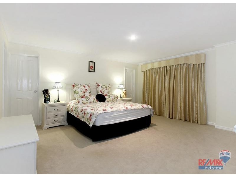 10 Kilgetty Gate, Butler WA 6036