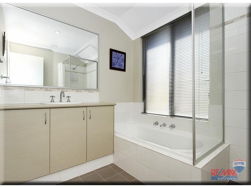 5 Whitland Street, Butler WA 6036