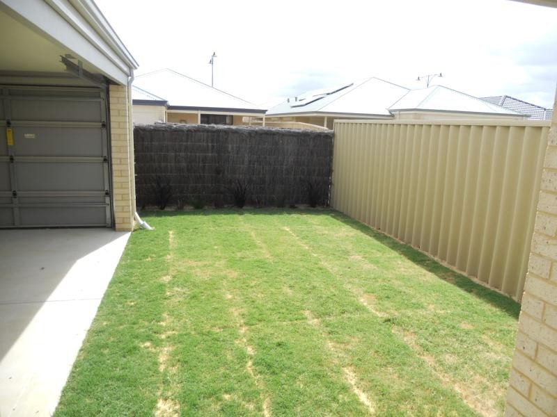 16 Kilrush Turn, Ridgewood WA 6030