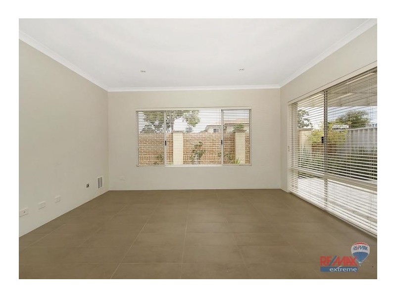 2/58 Barker Street, Belmont WA 6104