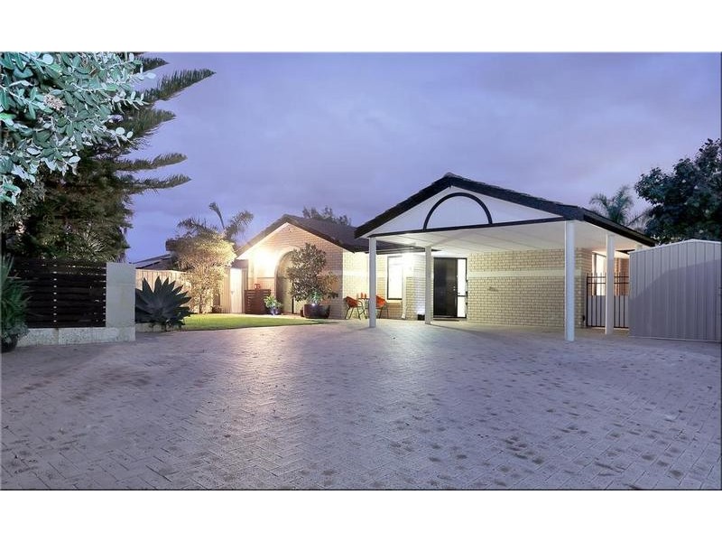 21 Navy Court, Quinns Rocks WA 6030