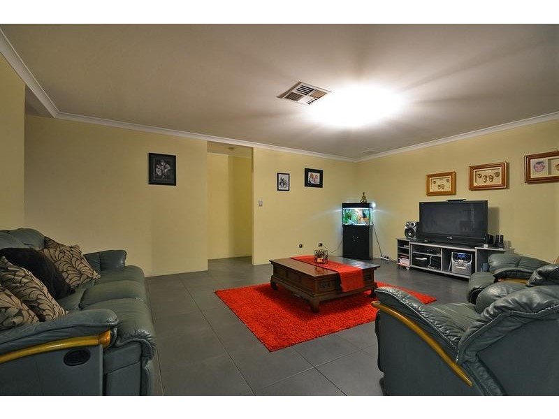 32 Redington Drive, Butler WA 6036