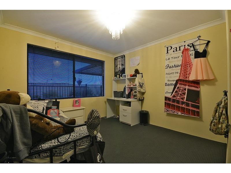 32 Redington Drive, Butler WA 6036