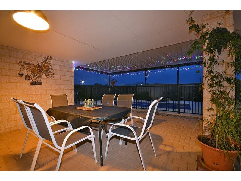 32 Redington Drive, Butler WA 6036