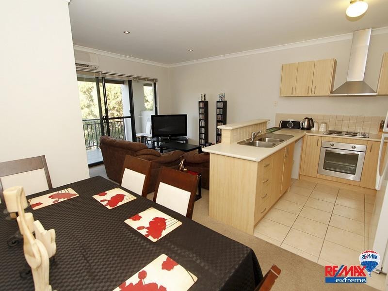 12/22 Grand Blvd, Joondalup WA 6027