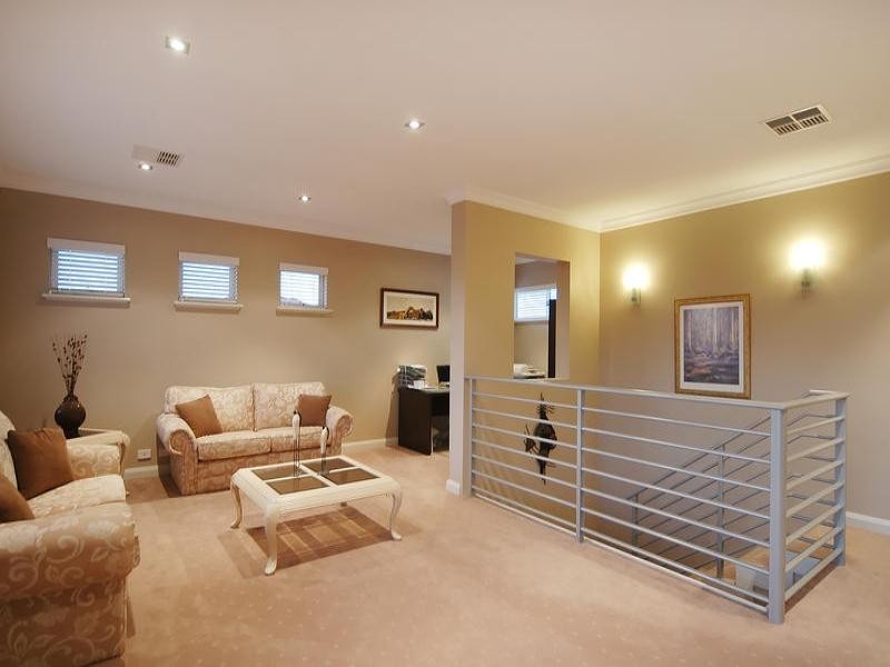 13 Kianga Crescent, Burns Beach WA 6028