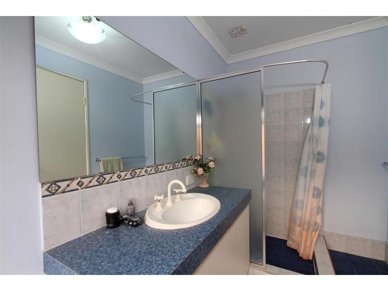 10 Sefton Place, Landsdale WA 6065