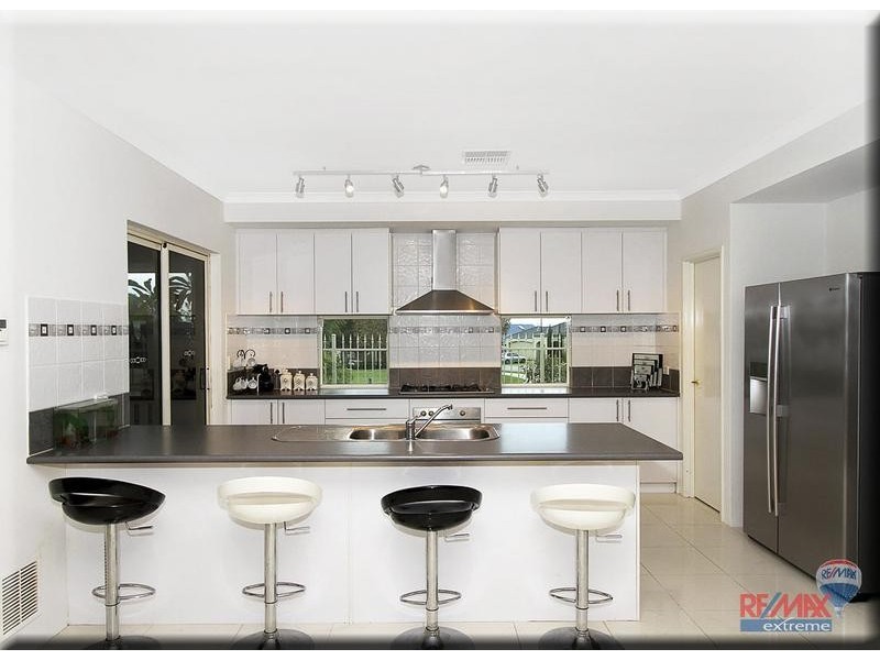 3 Kilgetty Gate, Butler WA 6036