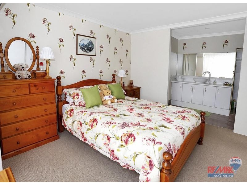 8 Moorlinch Street, Butler WA 6036