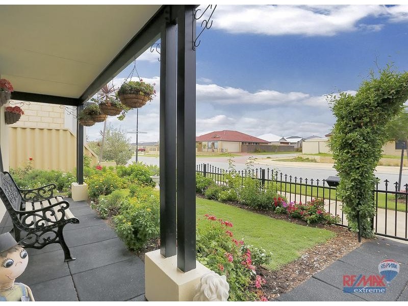 8 Moorlinch Street, Butler WA 6036