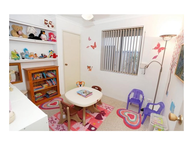 11 Glasgow Court, Kinross WA 6028