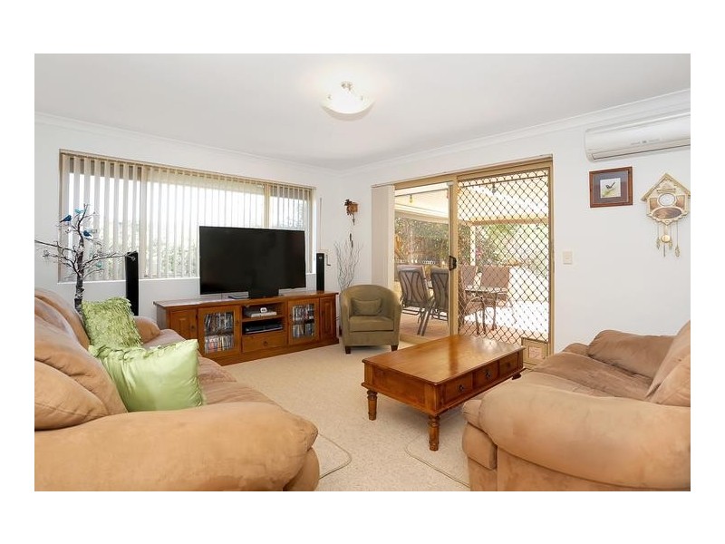 11 Glasgow Court, Kinross WA 6028