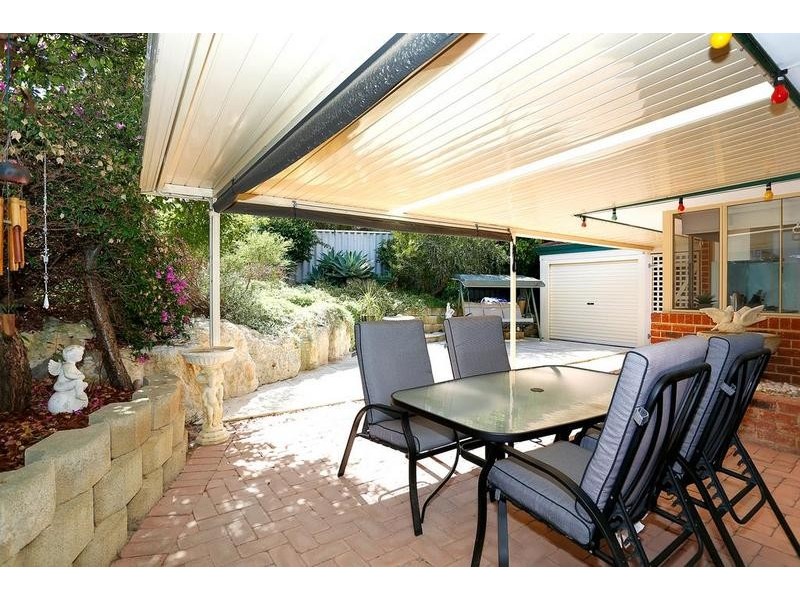 11 Glasgow Court, Kinross WA 6028