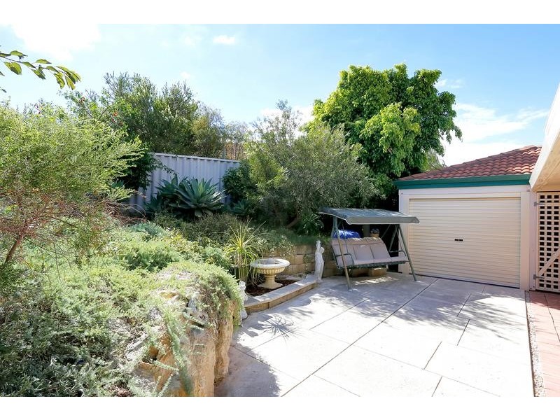 11 Glasgow Court, Kinross WA 6028