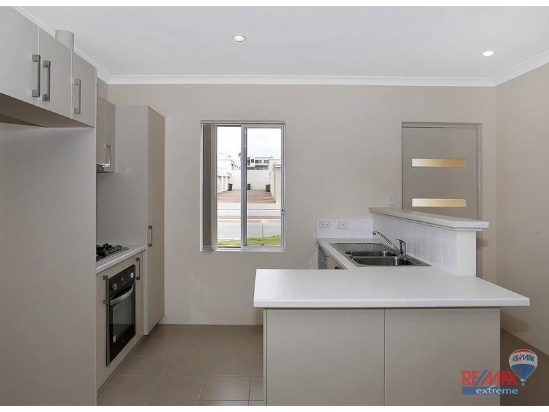 11/160 Celebration Boulevard, Clarkson WA 6030