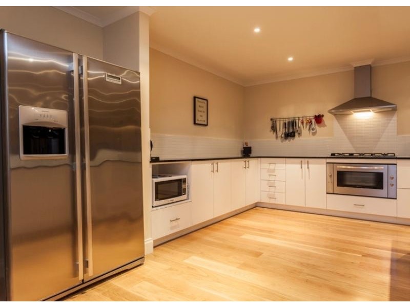 10 Venice Entrance, Iluka WA 6028