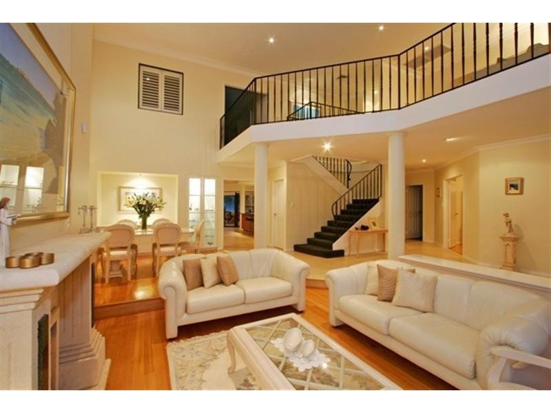 14 Amalfi Drive, Hillarys WA 6025