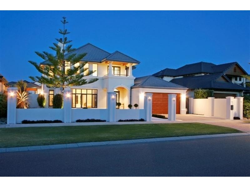 14 Amalfi Drive, Hillarys WA 6025
