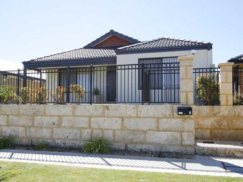 4 Colmworth Way, Butler WA 6036