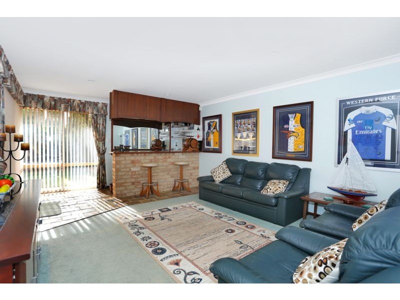 66 Aristride Drive, Kallaroo WA 6025