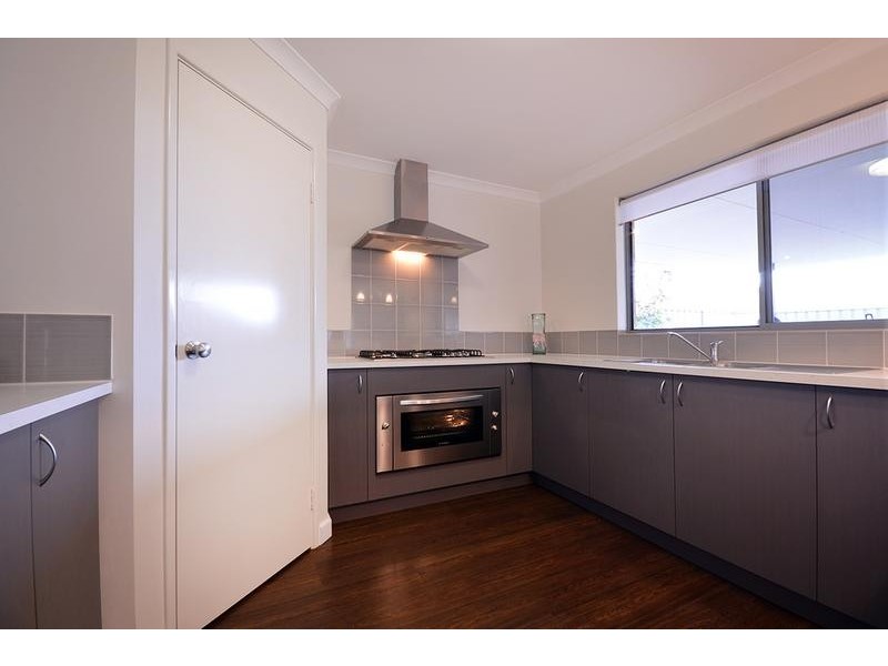 11 Manyleaf Link, Banksia Grove WA 6031